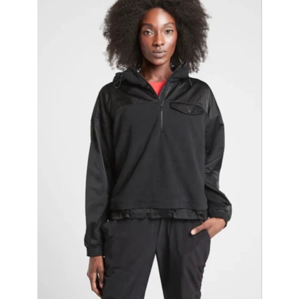 NWT Women's Athleta Zion Micro Fleece Black size small heat retention